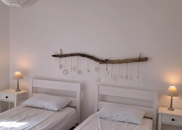 Piperi On The Rocks *