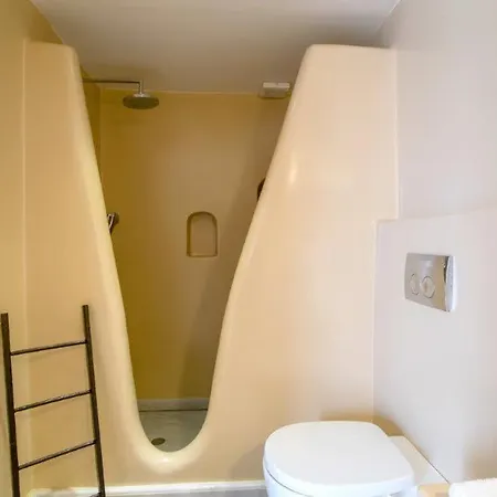 Piperi On The Rocks * Nausa