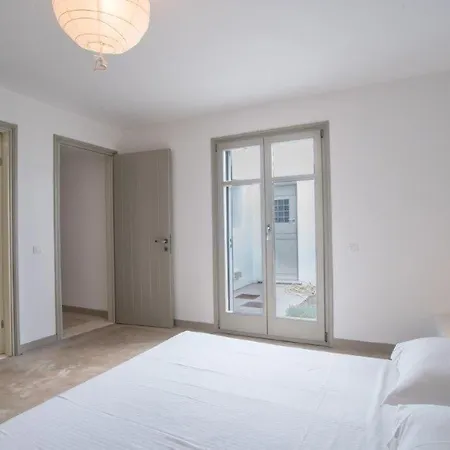 Piperi On The Rocks فيلة