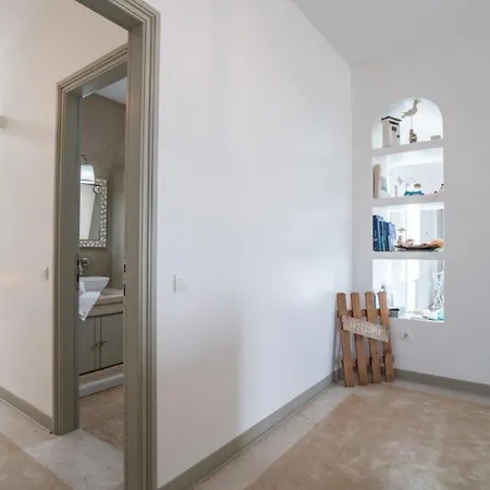 Piperi On The Rocks Vila *