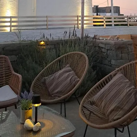 فيلة Piperi On The Rocks ناوسا