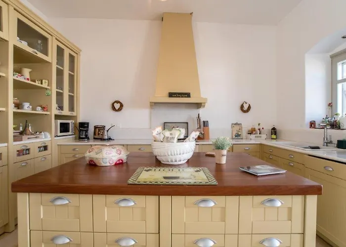 Piperi On The Rocks * ناوسا