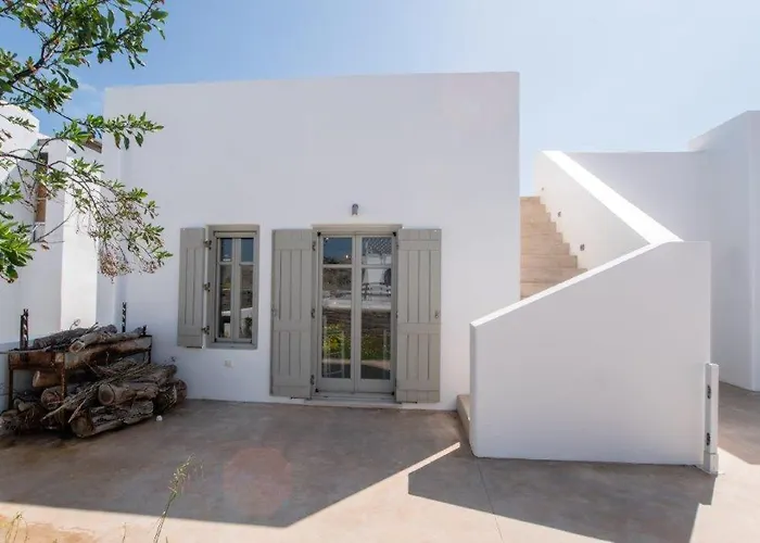 Piperi On The Rocks فيلة *