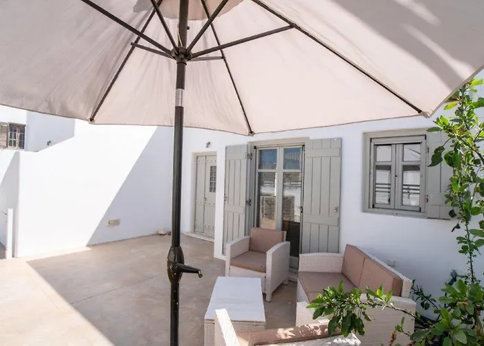 فيلة Piperi On The Rocks ناوسا